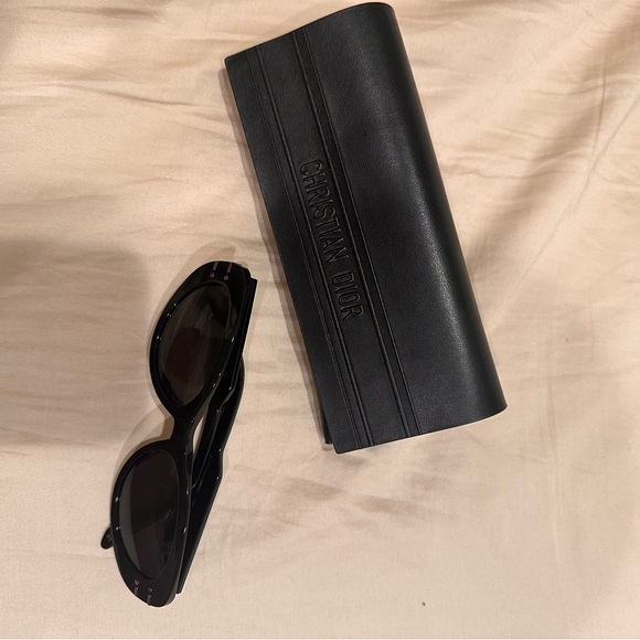 Dior Black Oval Cat-Eye Sunglasses main image 4